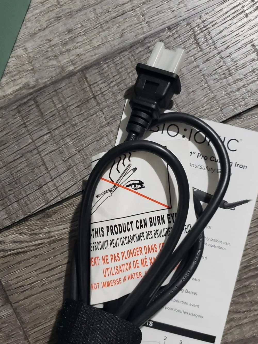 BIO IONIC Long Barrel Styler 1